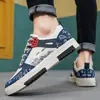 Zapatos de moda para hombre National Fashion 2024 nueva moda de primavera combinan con todo nicho original casual zapatillas de tabla suela gruesa antideslizantes zapatillas de moda deportiva