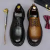 Estilo retro de ropa de trabajo, suela gruesa, zapatos casuales de cuero genuino para hombre, puntera redonda, zapatos Derby de piel de vaca, diseño moderno de cuero desgastado y agrietado