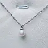 Colgante Sencillo Chapado en Oro de 18 Quilates con Perlas Redondas Casi Perfectas e Imperfecciones Ligeras, Collar Versátil Clásico y Moderno, Regalo para Mamá en el Festival del Bote del Dragón