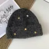 Gorro de Tricô Cinza Estilo Relaxado para Mulheres, Versátil e Quente para Outono e Inverno, Gorro Slouchy da Moda, Touca Headwrap, Chapéu para Clima Frio