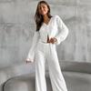 2024 Europeo y Americano Invierno Blanco Tejido Suelto Cómodo Manga Larga Pantalón Dos Piezas Transfronterizo Ropa de Casa para Mujer Venta al por Mayor