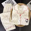 Pijama a cuadros amarillo y blanco con encaje azul para mujer, hecho de algodón nube, corte holgado, talla grande, con botones rojos, cuello de solapa, mangas largas y pantalones largos, conjunto de ropa para el hogar