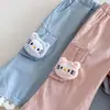 [No hay devoluciones ni cambios] Pantalones acampanados con estampado de gatos para niña, Nuevo estilo primavera 2026, Súper lindos, de encaje, Casual, Modernos