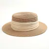 Nuevo Sombrero de Paja Plano de Ala Ancha Transpirable Calado Estilo Británico para Mujer, Versátil Sombrero de Paja para Vacaciones de Verano en la Playa, Protección Solar