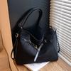 Bolsa Feminina Transfronteiriça Estilo Simples Grande Capacidade Multifuncional Outono e Inverno Nova Bolsa Casual de Ombro Nova Mochila