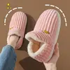 Pantuflas de algodón para mujer, pantuflas de invierno antideslizantes de suela suave, nuevo estilo 2026, cálidas y que cubren el talón, adecuadas para uso posparto, y también disponibles en una versión fina de verano