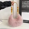 Nova Bolsa de Pelúcia Estilo Chinês com Contas de Madeira, Outono e Inverno Estilo Coreano Simples e Estilo Ocidental Grande Capacidade de Pelúcia de Ombro Único Versátil Bolsa Transversal