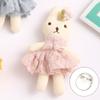 Primavera y verano nuevo broche de conejo felpa lindo animal pequeño caricatura japonés ropa de niñas zapatos colgante de bolso pequeño regalo