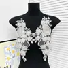 Nuevo Vestido de Escenario Lentejuelas Bordado Encaje Blanco Forma de Abanico Encaje Esquina Grande Flor Decoración de Cuello Vestido de Noche para Anfitrión/Anfitriona