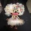 Encantador perrito peludo con la lengua fuera, llavero para bolso, colgante de dibujos animados natural, semillas de terapia de sonido curativas, popular en zonas escénicas, amuleto divertido y adorable