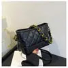 Bolsa Pequena Texturizada Feminina Verão 2023 Nova Moda Romboide Corrente Bolsa de Ombro Versátil Crossbody Bolsa Hobo