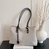 Moda de Verano 2026 Bolso de Gran Capacidad Simple de Alto Valor para Mujer Bolso Casual Retro para Hombro o Axila para Mujer