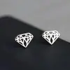 Brincos pequenos de prata 925 esterlina estilo coreano, fofos e únicos para mulheres, simples e criativos, com um design estiloso e versátil, perfeitos para estudantes