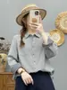 Colección Otoño 2026: Camisa de Manga Larga de Gasa de Algodón Suave de Doble Capa con Rayas Finas, Fresca y Delicada, Estilo Japonés, Top Casual para Mujer