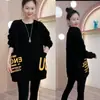 Moletom Crewneck Tendência Estilo Coreano Tamanho Plus com Dois Bolsos para Mulheres, Nova Moda Primavera e Outono 2025 Peça de Roupa Externa Solta Emagrecedora
