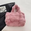 Bolsa de Pelúcia Outono e Inverno Bolsa Tote de Pelúcia Fofa Grande Capacidade Bolsa para o Dia a Dia Feminina 2025 Nova Bolsa de Ombro para Estudante