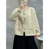 Novidades do Outono de 2026: Casaco de estilo coreano, com corte solto, gola redonda e padrão de losangos para mulheres; top de algodão liso com mangas bufantes para mães. 621