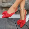 Sandalias Planas de Verano 2025 en Stock para Mujer, Estilo Europeo y Americano, Punta Fina, Parte Superior de Tela, Nuevas Sandalias sin Talón con Lazo y Punta Cerrada
