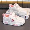 Tênis Baixo Infantil, Sapatos Casuais para Meninas, Novos Sapatos Brancos para Estudantes Primavera e Outono, Sapatos Versáteis Macios para Meninas