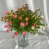 Nuevo Producto Césped Acuático Artificial de 5 Picos Girasol Arreglo Floral de Boda Accesorios Fila de Flores de Plástico Decoración de Boda Fabricante de Flores Venta al por Mayor