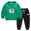 Conjunto de Suéter Infantil Outono e Inverno Estilo Ocidental Novo para Crianças de Tamanho Médio e Grande Conjunto Quente de Inverno Espesso com Forro de Lã Manga Longa