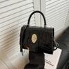 Bolsos Pequeños de Moda para Mujer Este Año 2026 Nueva Moda Bolso Cruzado Versátil Bolso de Mano Retro Bolso Cuadrado Pequeño