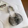 Bolso tipo dumpling esponjoso, simple y elegante, nuevo modelo otoño 2026, adecuado para el trabajo y los desplazamientos, bolso de hombro relajado y único