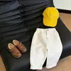 Traje de Primavera y Otoño para Hombre y Niño Suéter de Punto Elegante Ajustado Nuevo Estilo 2026 Conjunto de Dos Piezas Pantalones Casuales