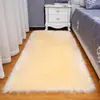 Alfombra Blanca Larga de Felpa para Sala de Estar Mesa de Café Felpudo Engrosado Dormitorio Mesita de Noche Simple Imitación Lana Celebridad de Internet Gris