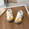 Zapatos de Malla para Niños Pequeños, Nuevo Estilo Primavera/Otoño 2026, Zapatos Casuales de Suela Suave, Tenis de Velcro para Niñas