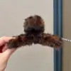 Elegante pinza grande para el pelo para mujer, nuevo pinza de tiburón de felpa 2026, pinza para el pelo de la parte trasera de la cabeza, accesorio para peinar el pelo