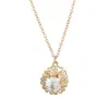 Colar de Coração Dourado Rotativo com Pingente de Urso Cravejado de Zircônia Cúbica Corrente de Clavícula Lindo e Versátil para Mulheres