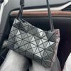 Bolso Cruzado Geométrico Rombo Versátil para Viajes Diarios Bolso de Cuerda Bolso de Mano para Mujer Bolso Cubo Bolso de Hombro Único Bolso para Debajo del Brazo Bolso de Tofu
