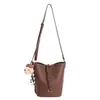 Bolso Cubo Tote Retro Transfronterizo para Mujer 2025 Invierno Nuevo de Moda Versátil Bolso de Hombro Cruzado de Alta Calidad