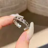 Anillo de Flor Corazón con Goteo de Aceite Estilo Coreano, Lujo Ligero, Sensación de Alta Gama, Elegante Anillo para Dedo Índice, Diseño Versátil, Joyería de Mano de Nicho para Mujeres