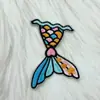 Parche de Tela de Dibujos Animados Lindo Cola de Pez de Sirena Parche de Tela Bordado Decoración DIY para Ropa Bolsos Accesorios de Moda