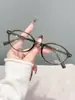 Óculos com armação de rebite, anti-luz azul, novo estilo moderno, fashion para o dia a dia, versátil, visual natural, estiloso, unissex