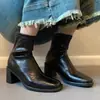 Botines de tacón alto de cuero genuino de 6 cm para mujeres petite, nuevo estilo otoño e invierno 2026, botines estilo Martin de punta cuadrada, botas francesas de tacón grueso estilizadas