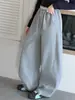 Calça de Moletom Feminina com Patchwork na Cintura e Perna Larga, Novo Estilo Primavera e Outono, Calça Esportiva Casual Solta para Crianças Mais Velhas, Design Patchwork Cinza e Azul