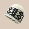 Chapéu de Tricô Retro em Formato de Diamante para Mulheres, Versátil para Outono e Inverno, Chapéu Quente para Proteger as Orelhas no Frio, Chapéu de Lã Tricotado, Chapéu Bucket de Pescador