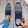 Sapatos Loafer Feminino Respiráveis de Comércio Exterior 2026 Primavera/Verão Novos Europeus Americanos Transfronteiriços Confortáveis Versáteis Loafers Femininos
