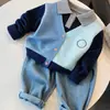 Suéter Falso de Duas Peças Estilo Academia para Meninos e Meninas Outono e Inverno Cor Azul Color Blocking Gola Polo Tricô Bebê Casual Pulôver