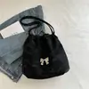Bolsa Saco de Alta Qualidade Estilo Coreano Nova Moda Primavera/Verão 2026 Grande Capacidade Laço Versátil para Estudantes Bolsa Tote