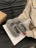 Zapatos Birkenstock para Mujer de Suela Gruesa Color Gris con Lazo, Boca Baja, Forrados de Felpa, Estilo Mary Jane para Personas Petite hasta 5 cm Más Altas