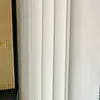Las cortinas de jacquard transparentes Junzhi son translúcidas pero no transparentes, adecuadas para sala de estar, balcón, protección solar, ventanal y ofrecen una sensación de alta gama.