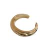 Pulsera Acrílica Ovalada Abierta Plisada Europea y Americana Pulsera Retro con Sentido del Diseño Pulsera Simple Atmosférica