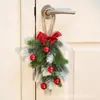 Decorações de Natal: pinhas, bagas vermelhas, galhos pequenos, arranjos de árvore de Natal para feriados de inverno, decorações de casa