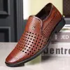 Zapatos de Hombre Más Vendidos en Verano 2026: Zapatos Casuales de Cuero Perforado, Cómodos, Versátiles, Transpirables, Zapatos de Estilo Británico para Negocios Casuales