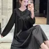 Bata de Noche sin Espalda Hueca de Seda de Hielo para Mujer, Primavera/Verano 2026 Pura Deseo Sexy con Espalda Descubierta de Encaje, Se Puede Usar Afuera como Ropa de Salón