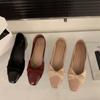Zapatos Rosados de Tacón Grueso para Noche para Mujer, Nuevo Estilo Primavera 2026 con Lazo, Zapatos Rojos Individuales Estilo Francés Inspirados en Chanel